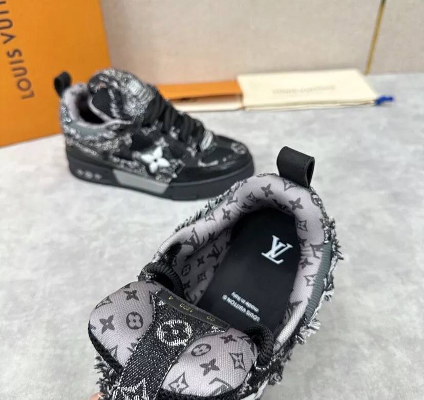 Lv Skate Swarovski