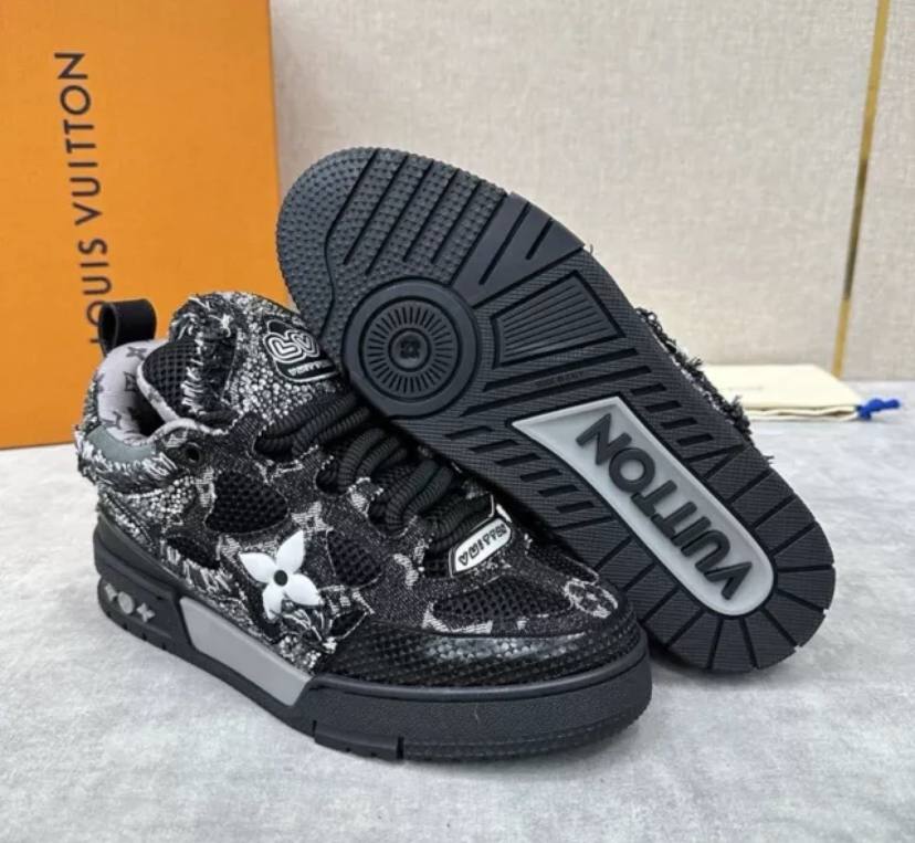 Lv Skate Swarovski